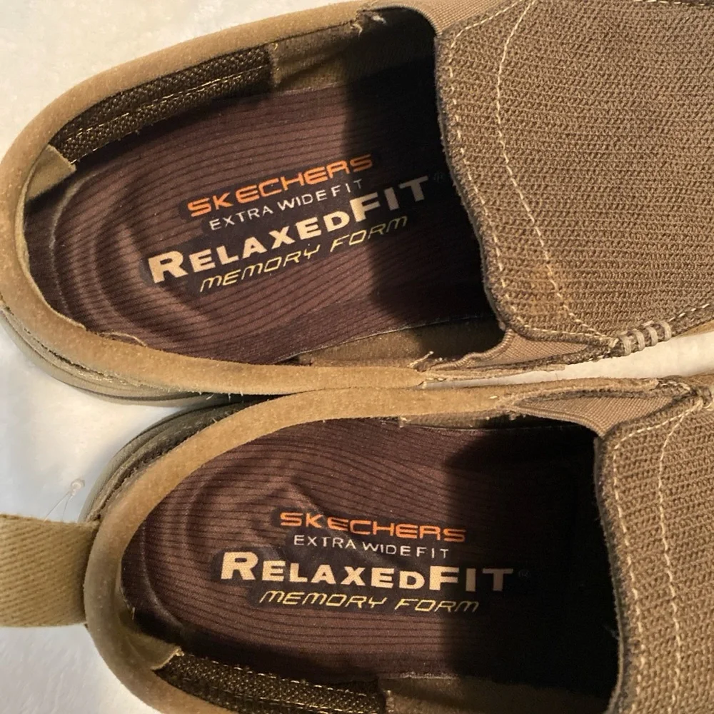 Men’s Sketchers Relaxed Fit Memory Foam Extra Wide Slip-On Shoes